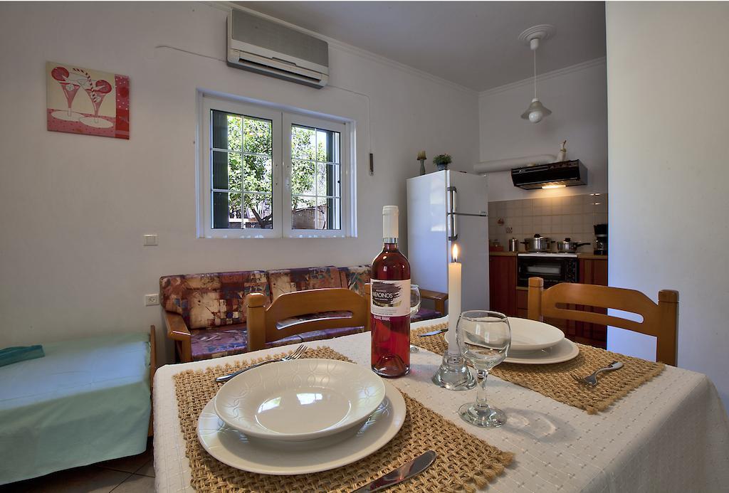 Drimouras Apartments 시로피가도 객실 사진